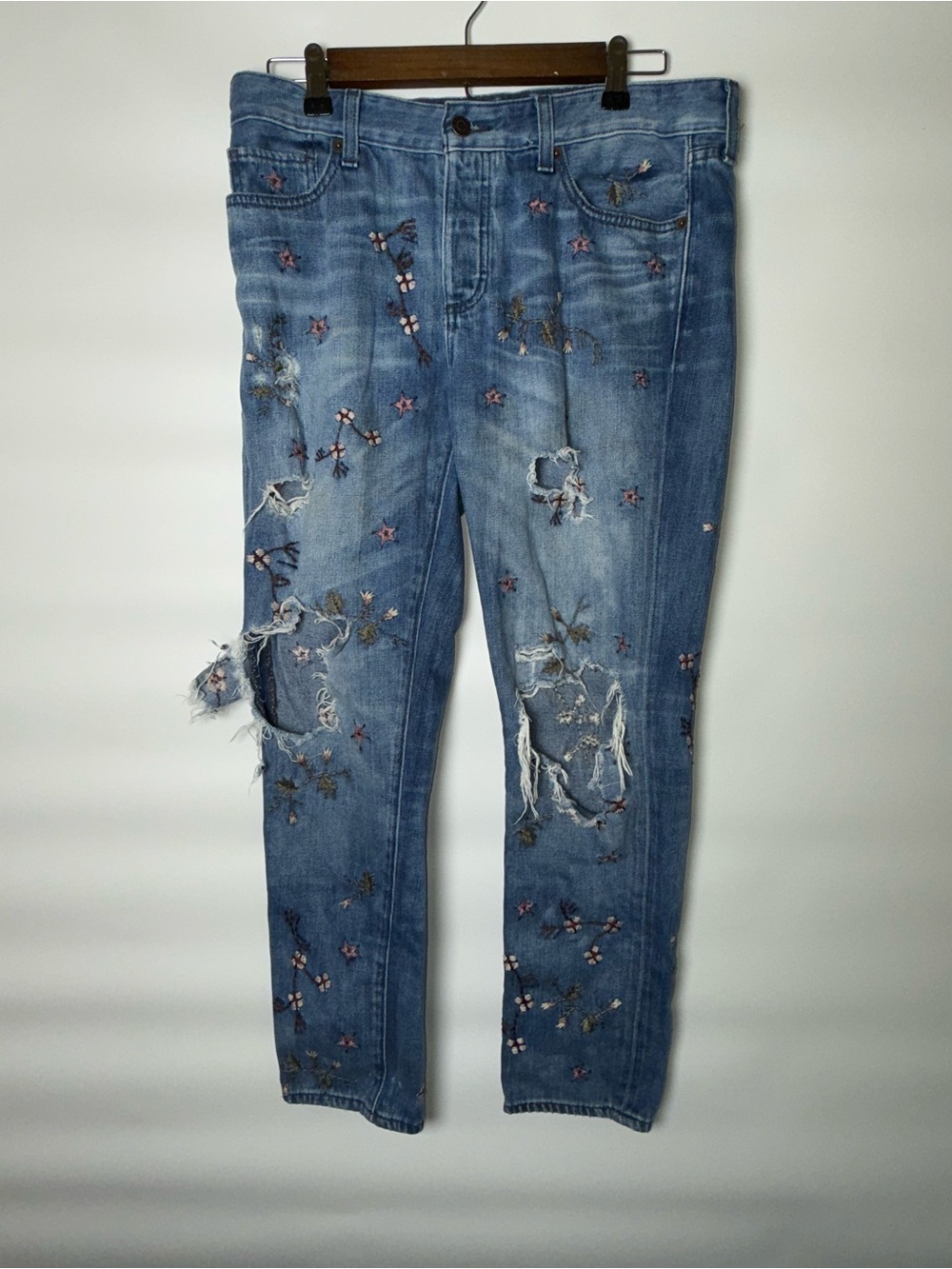 Lucky Brand Sienna Slim Boyfriend Floral Embroidered Distressed Jeans Size 4/27 - Picture 2 of 11